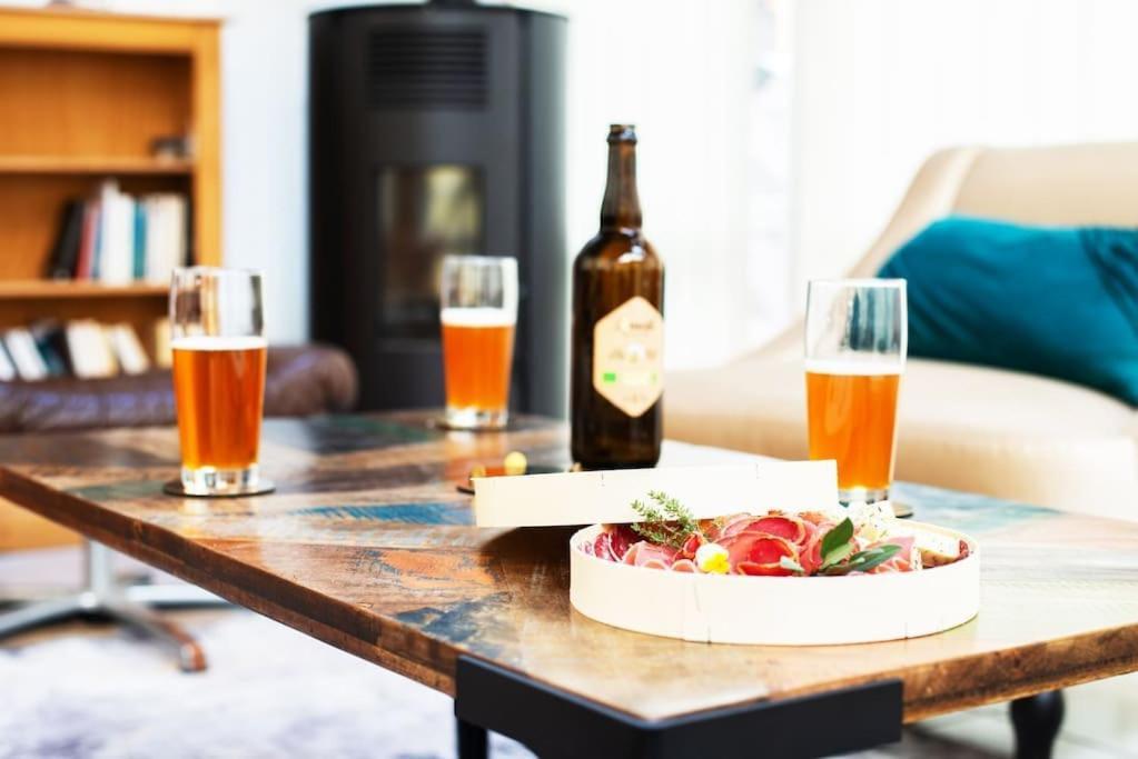 La Coquette ! Maison Au Coeur De La Bresse Avec Veranda Barbecue Garage Baby-Foot Et Barre De Son ภายนอก รูปภาพ