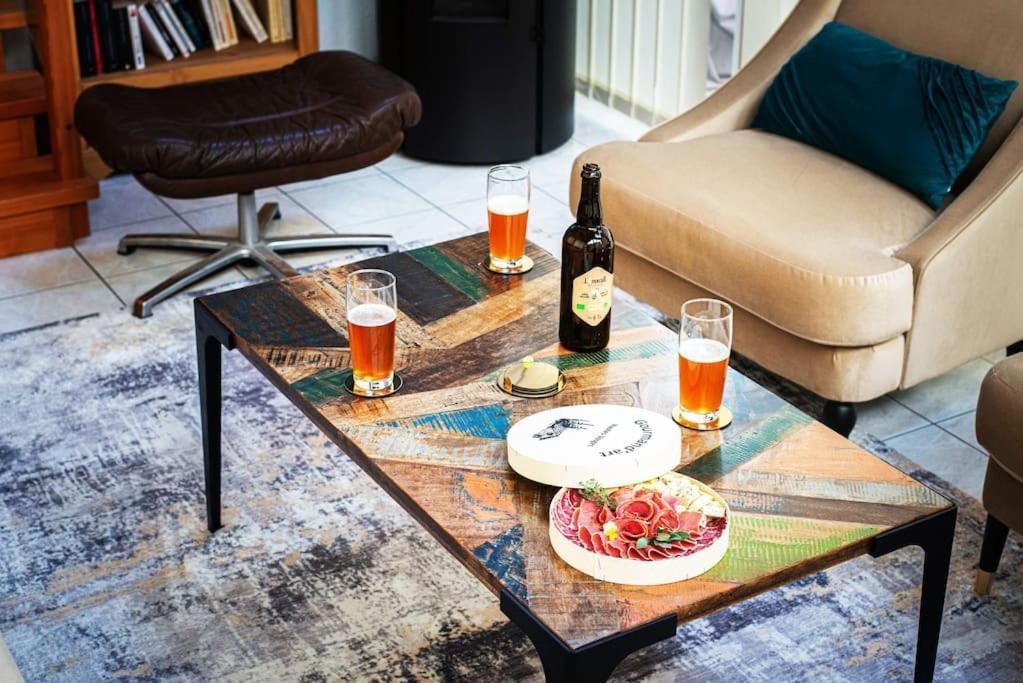 La Coquette ! Maison Au Coeur De La Bresse Avec Veranda Barbecue Garage Baby-Foot Et Barre De Son ภายนอก รูปภาพ