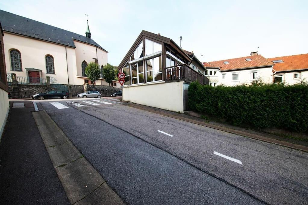 La Coquette ! Maison Au Coeur De La Bresse Avec Veranda Barbecue Garage Baby-Foot Et Barre De Son ภายนอก รูปภาพ